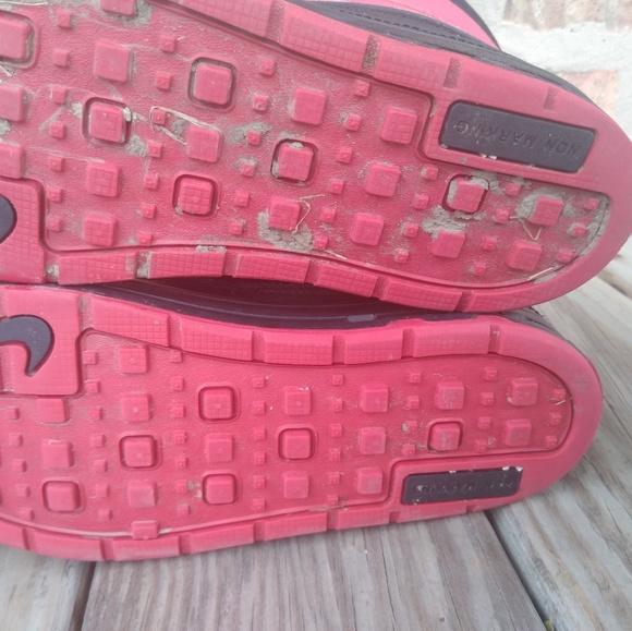 purple nike duck boots